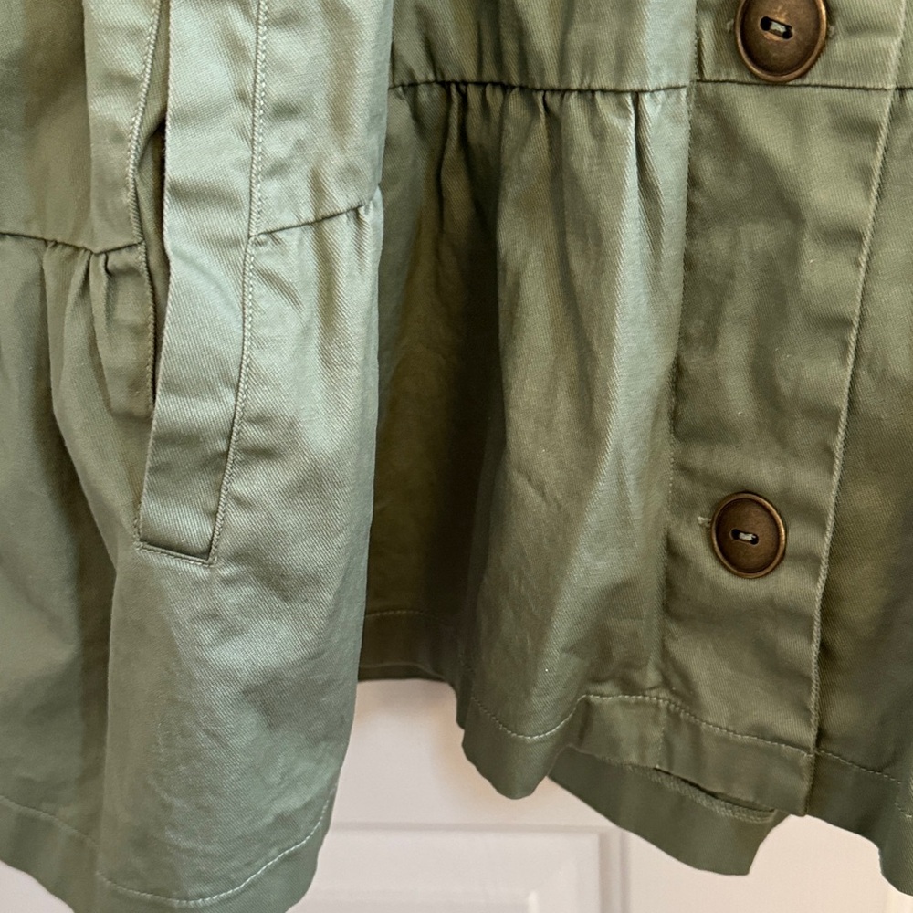MATILDA JANE Wilderness Rain
Jacket / Floral Lining - Picture 11 of 14